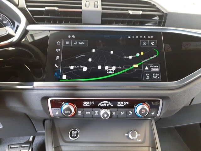 Fahrzeugabbildung Audi Q3 advanced S-line 35 TFSI S-tronic Navi LED