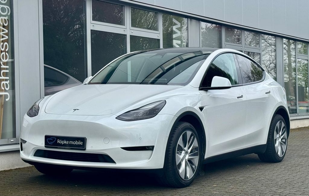 Image of Tesla Model Y