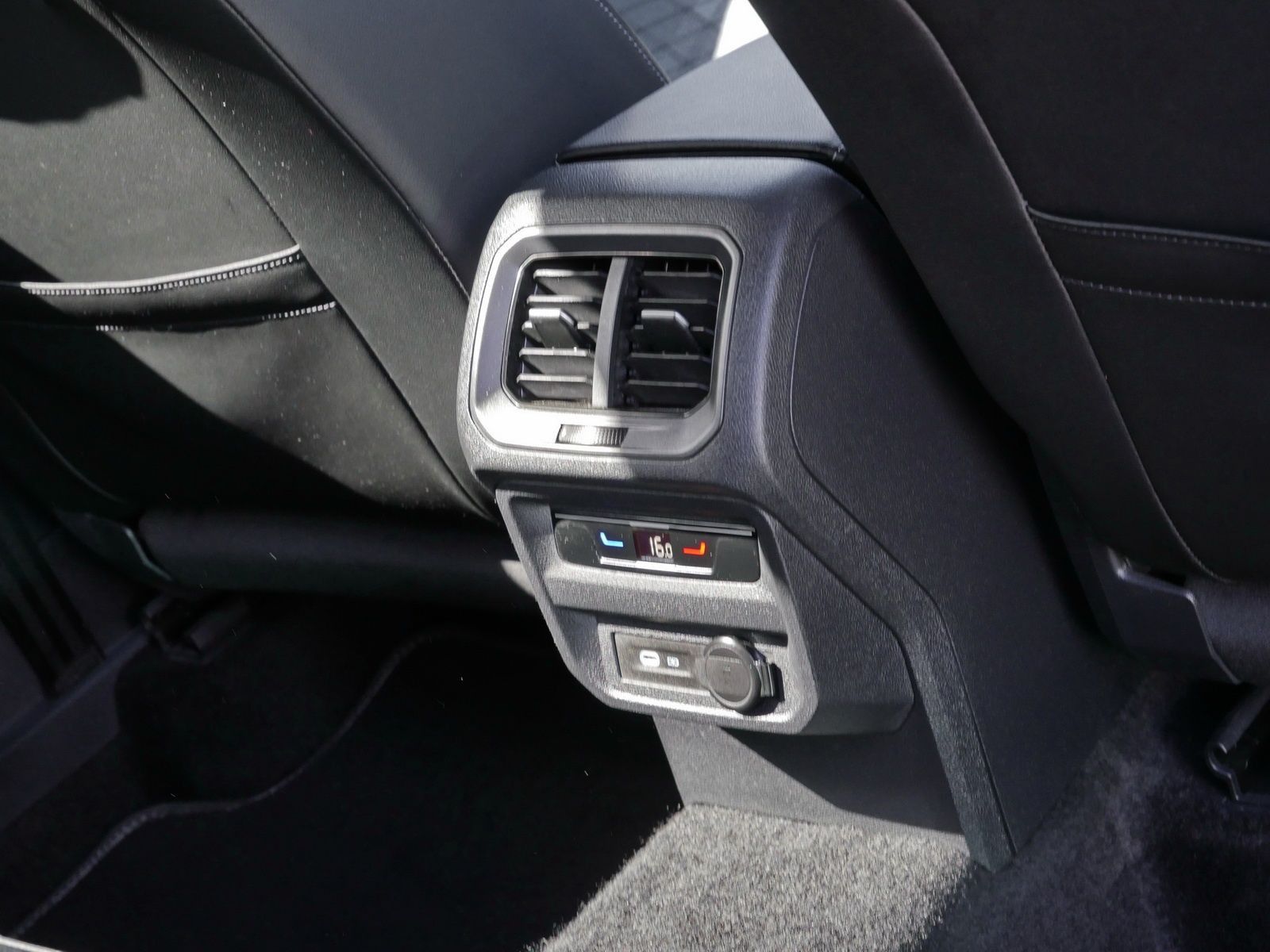 Volkswagen Tiguan Allspace - Bild 17