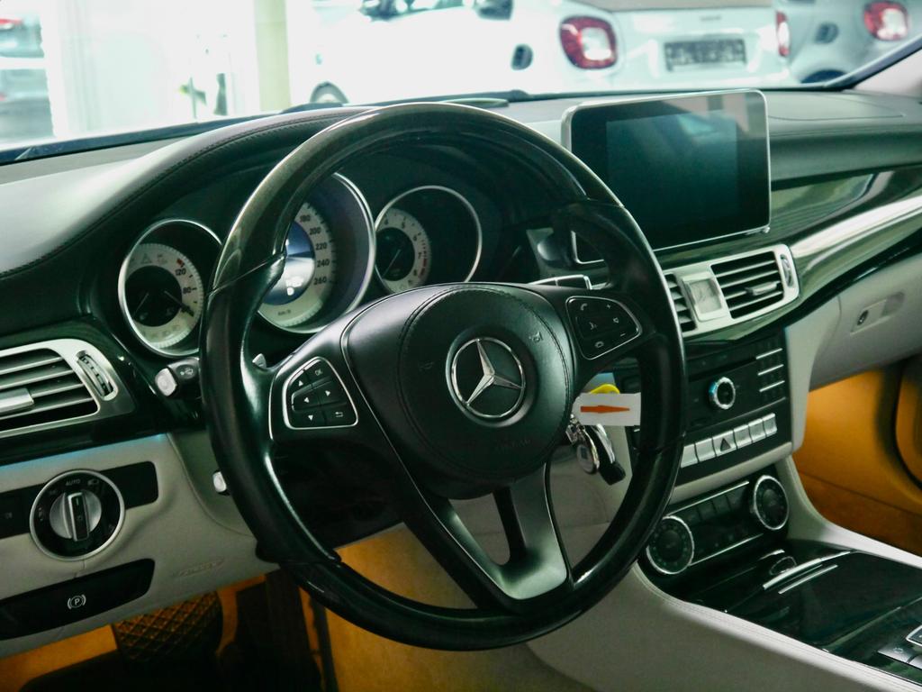 Mercedes-Benz CLS 400