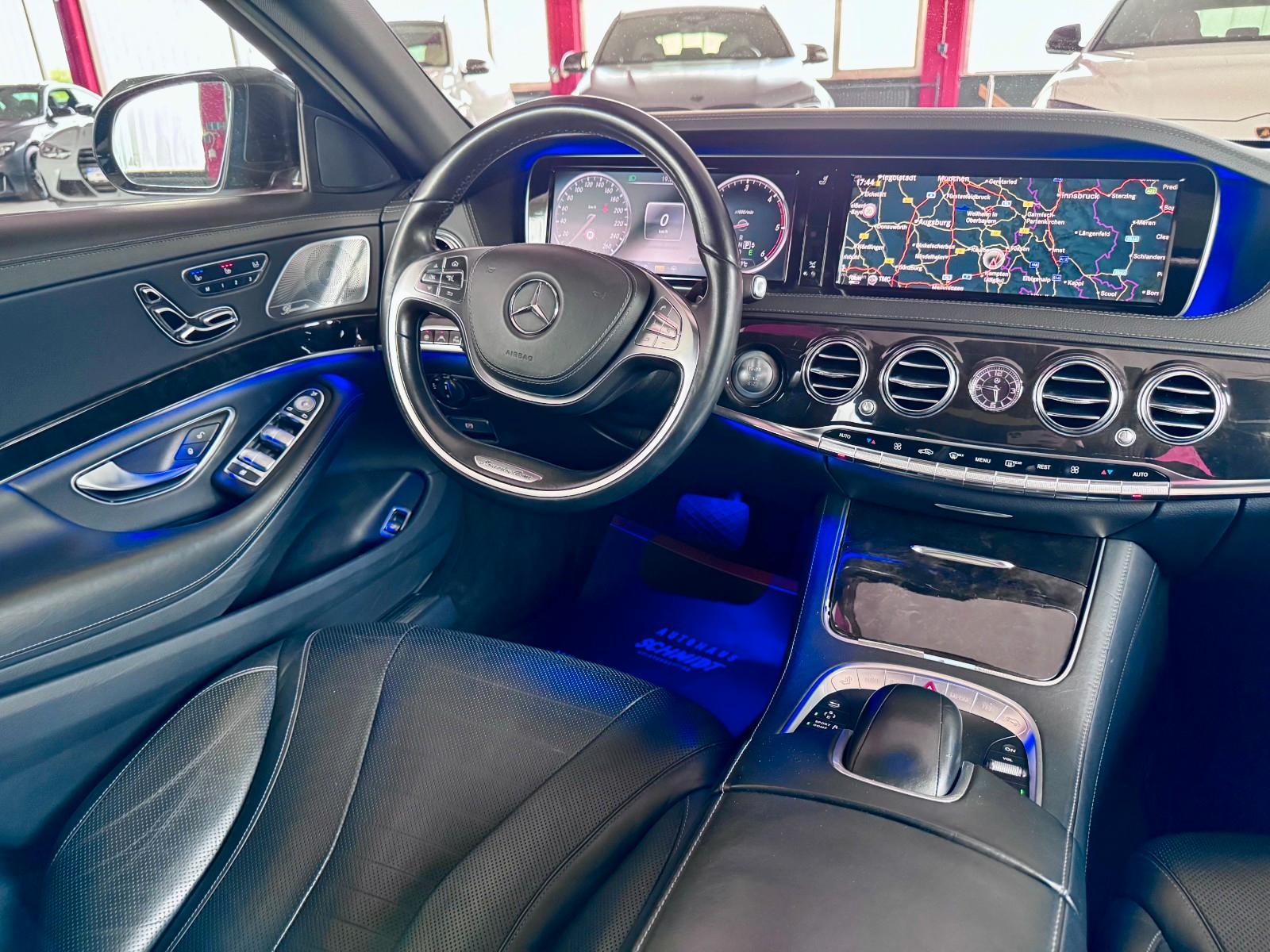 Mercedes-Benz S 350d Pano Distronic Burmester KeylesGo Kamera