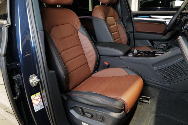 Volkswagen Touareg 3.0TDI R-Line Nachtsicht Pano StdHz 22" 