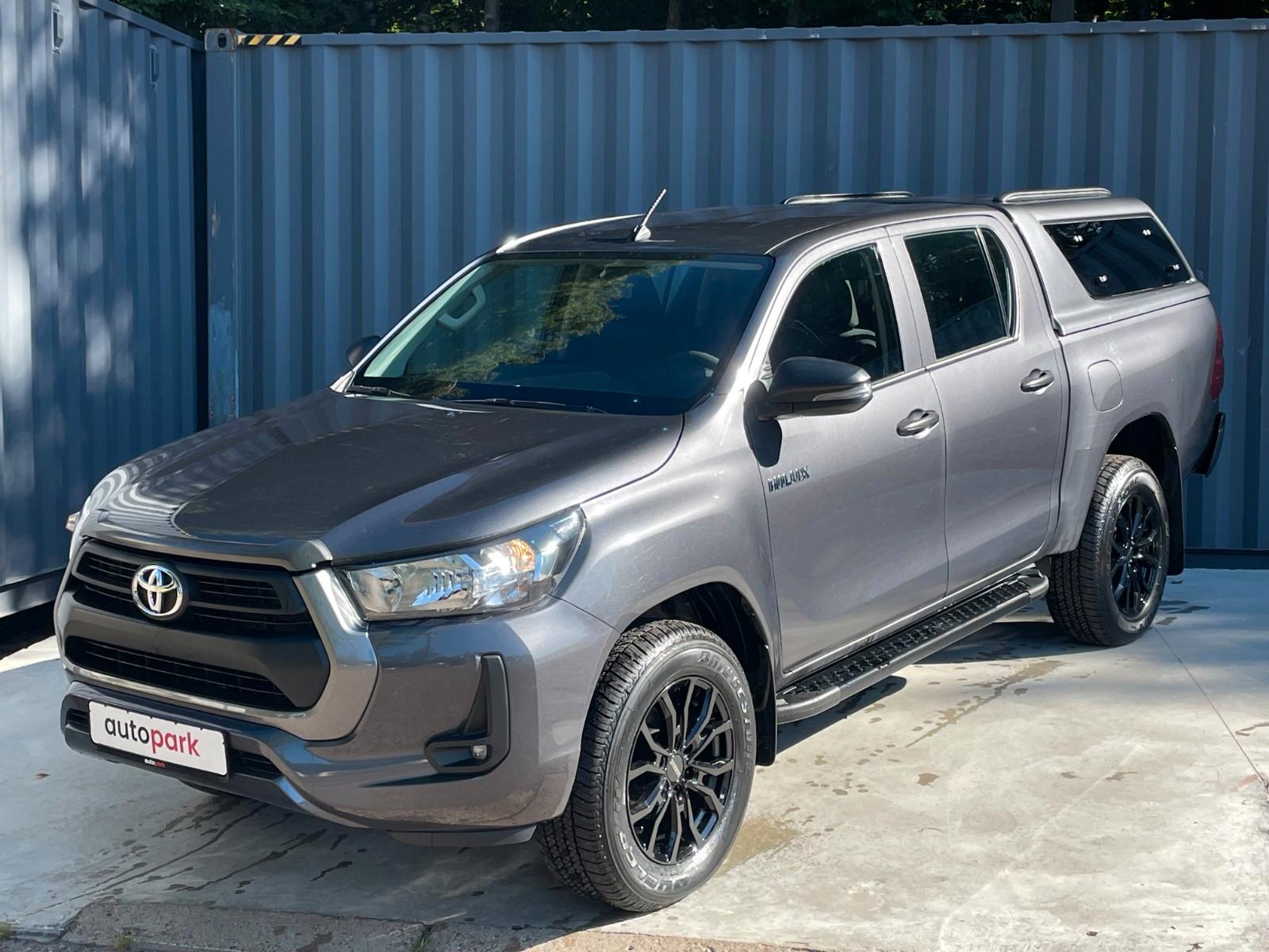 Toyota Hilux DLX+ Double Cab