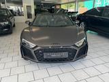 Audi R8 Spyder 5.2 FSI quattro performance - mit Benzin-Antrieb: Vollleder, Scheckheftgepflegt, Cabrio