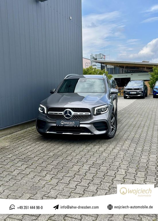 Image of Mercedes-Benz GLB 200
