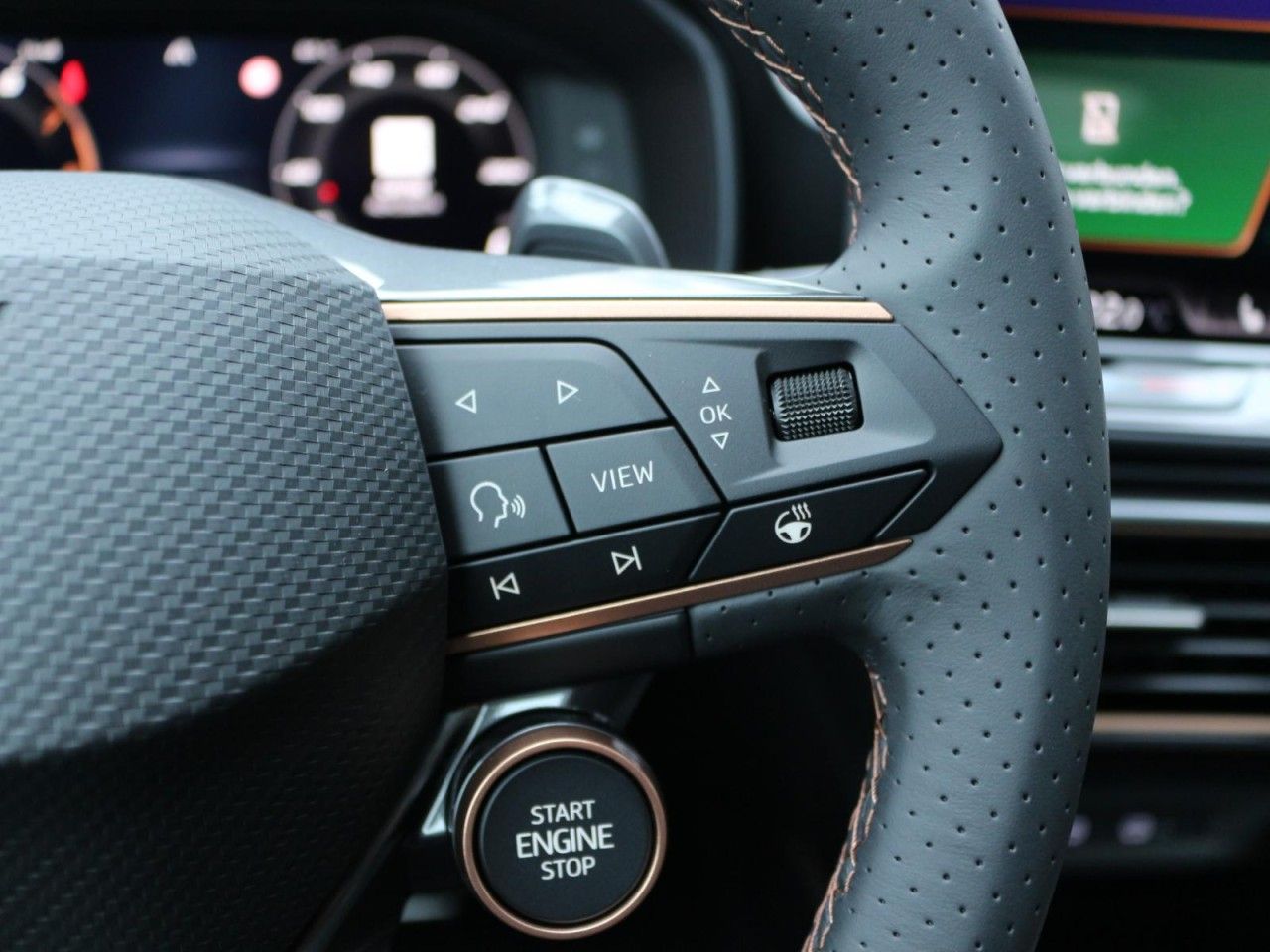 Fahrzeugabbildung CUPRA Formentor VZ 2.0 TSI 333 PS 7-Gang-DSG 4Drive