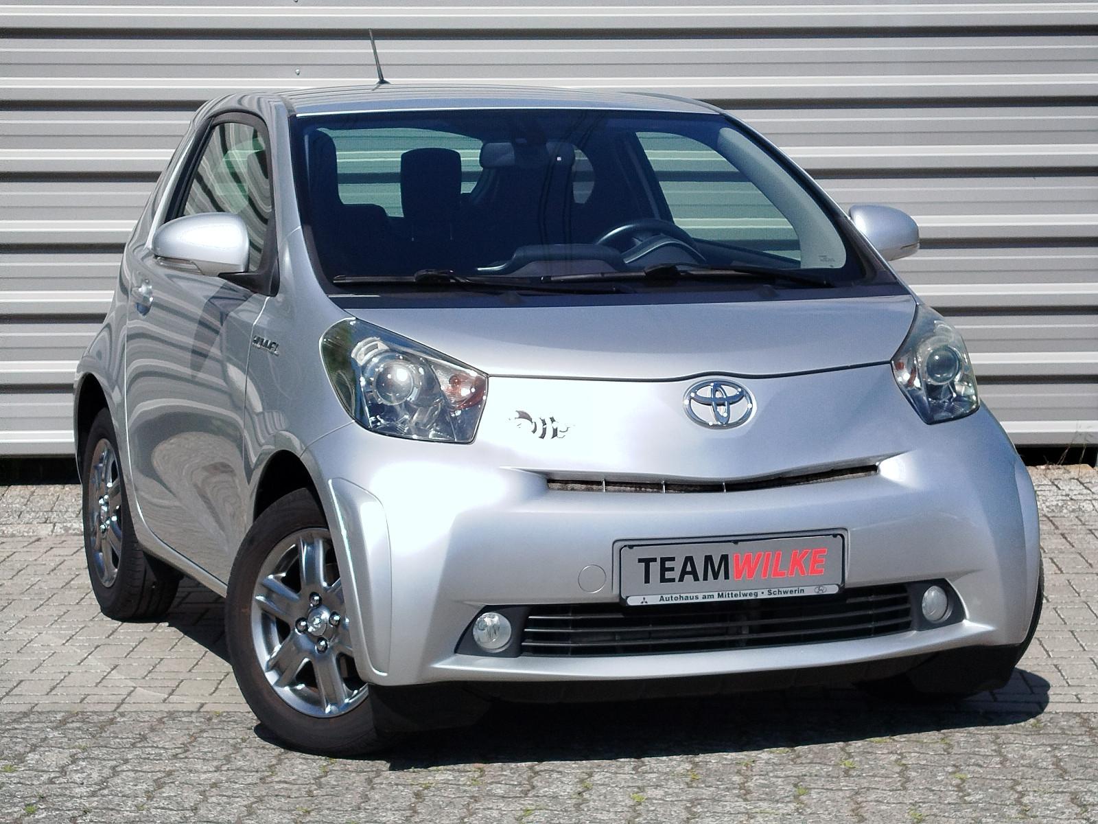 Toyota IQ iQ + AUTOMATIK  TÜV neu Klimaautomatik