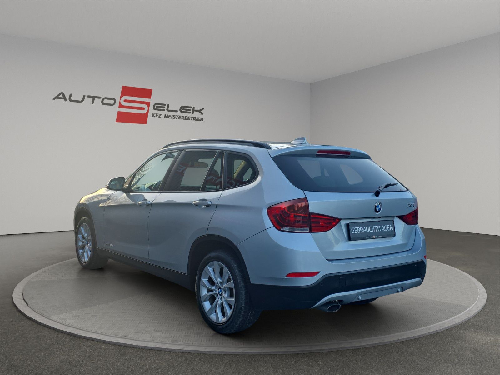 Fahrzeugabbildung BMW X1 25 d xDrive Automatik Leder Klima Navi PDC