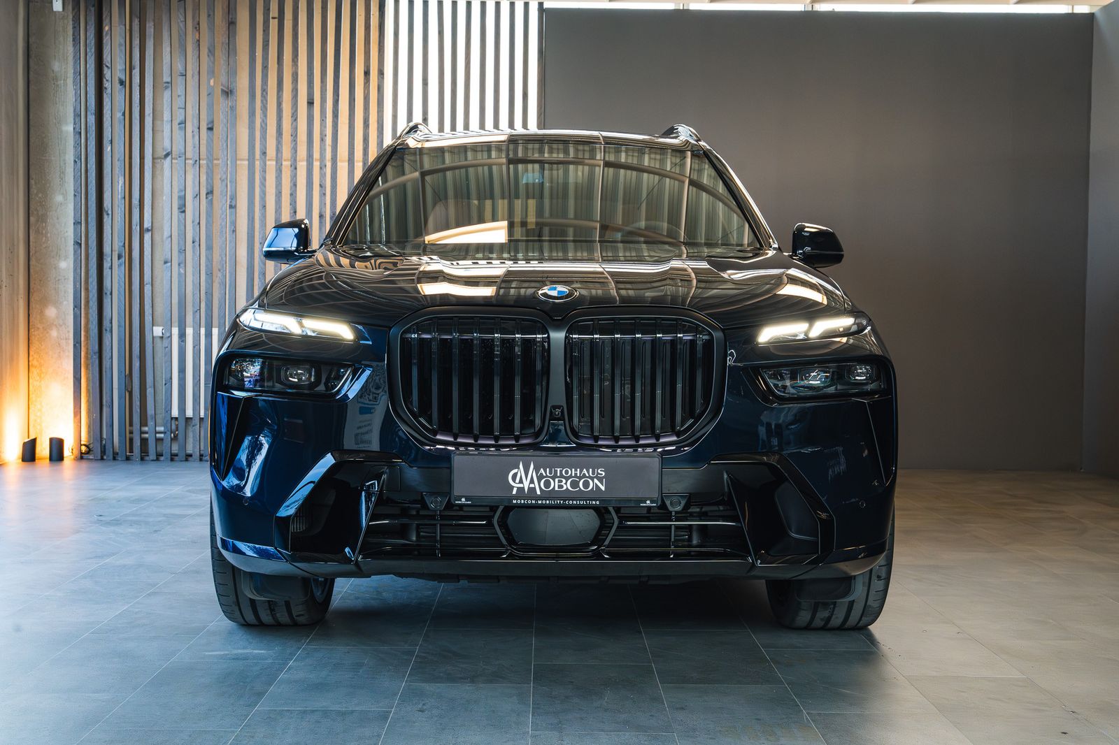 BMW X7 XDRIVE40D MY26 + 7 SITZE + M SPORT + B&W imagem 2