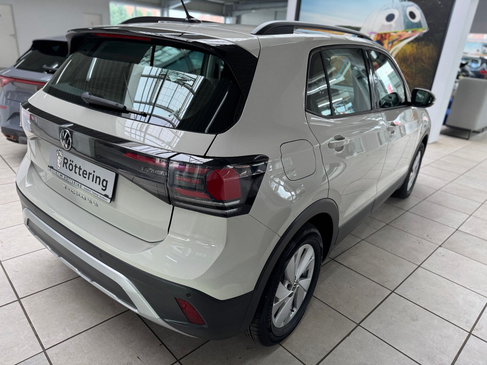 Fahrzeugabbildung Volkswagen T-Cross 1.0 TSI 70 kW Life +LED+SHZ+ACC
