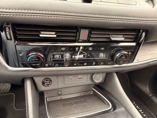 Fahrzeugabbildung Nissan X-Trail 1.5 VC-T e-4ORCE Tekna+ Nappa*Vollausst.