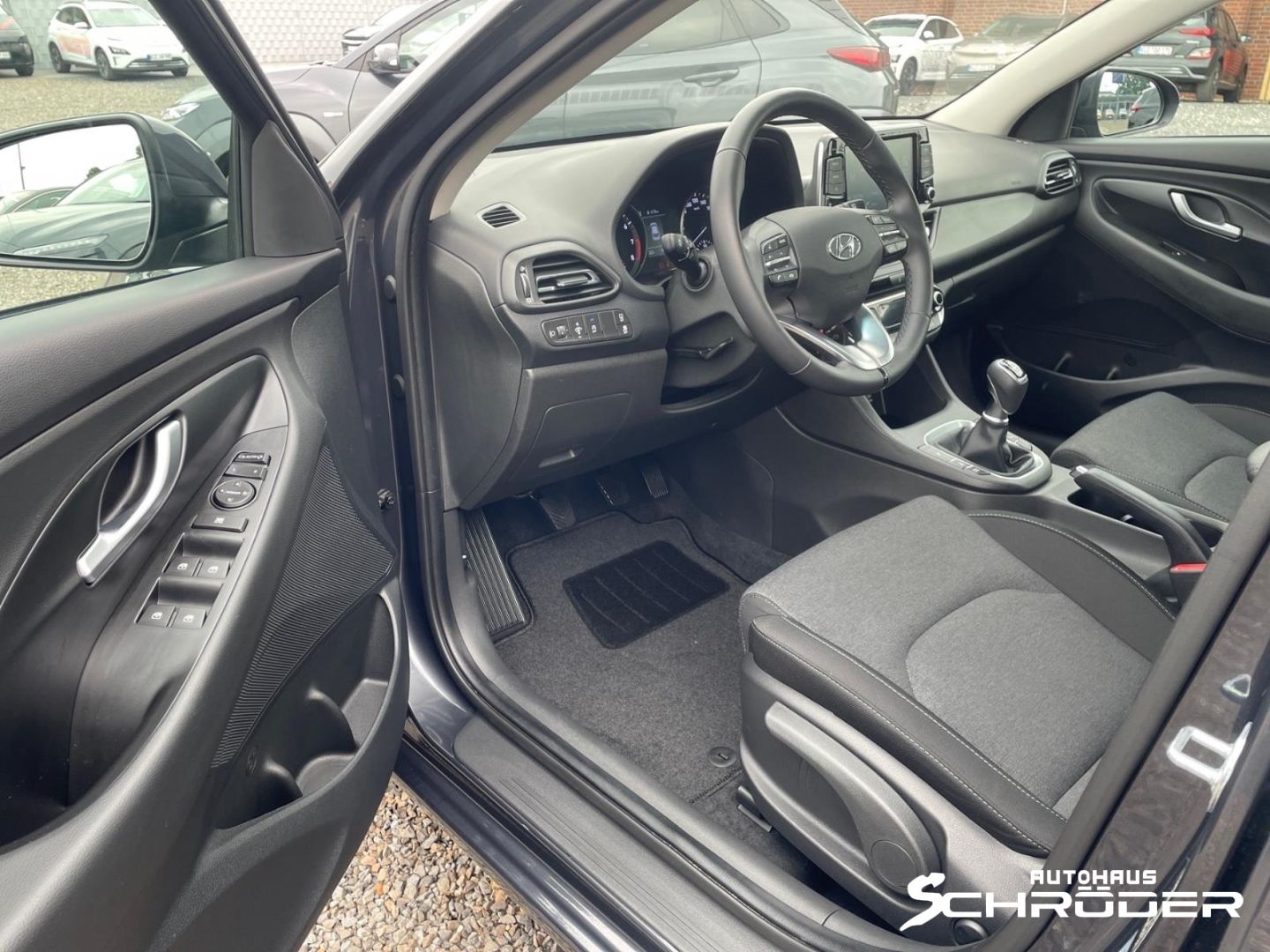 Fahrzeugabbildung Hyundai i30 1.0 Benzin Turbo Klimaanlage Sitz, LED