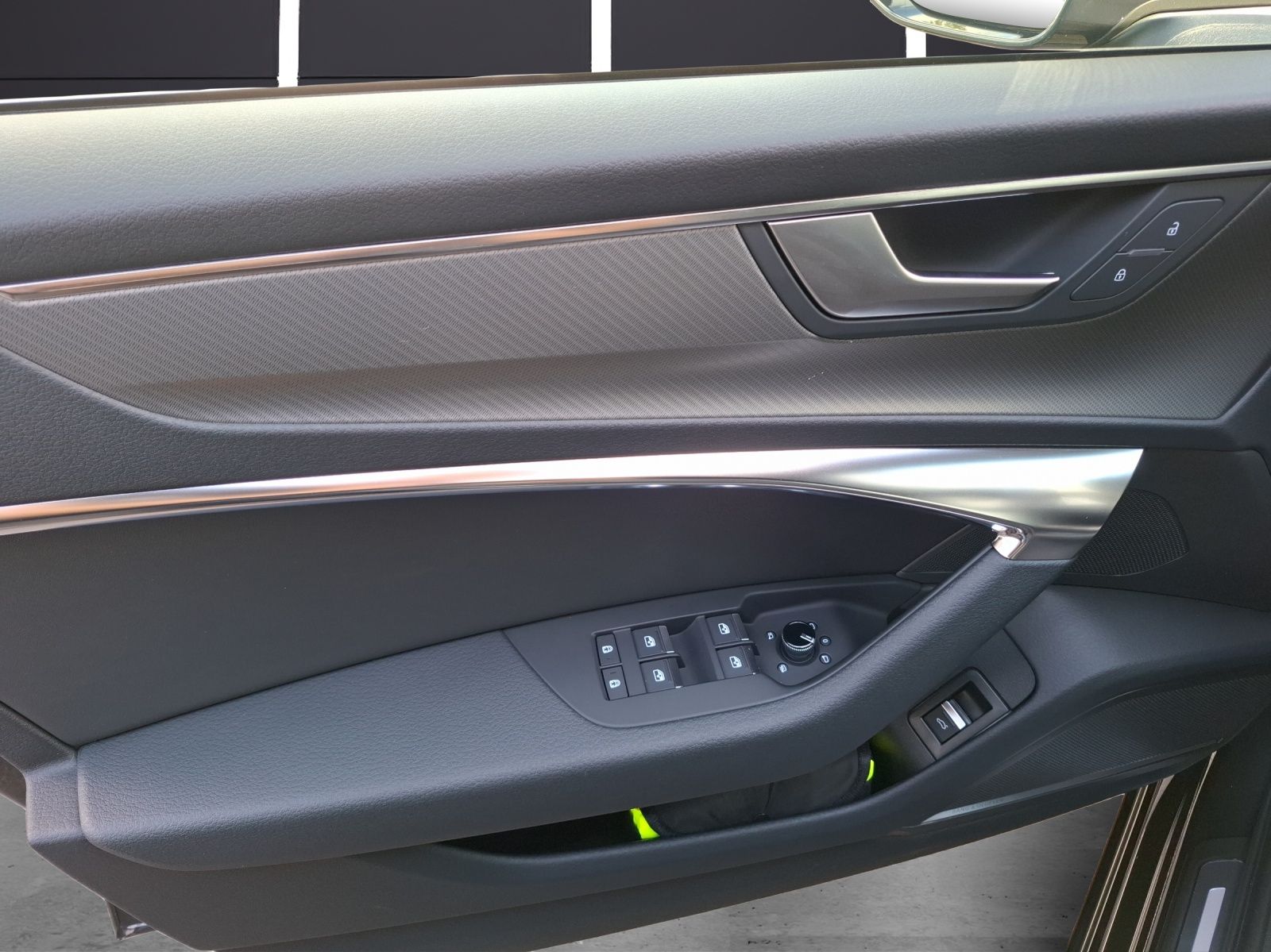 Fahrzeugabbildung Audi A6 Avant 55 TFSI sport quattro STH Matrix Luft A