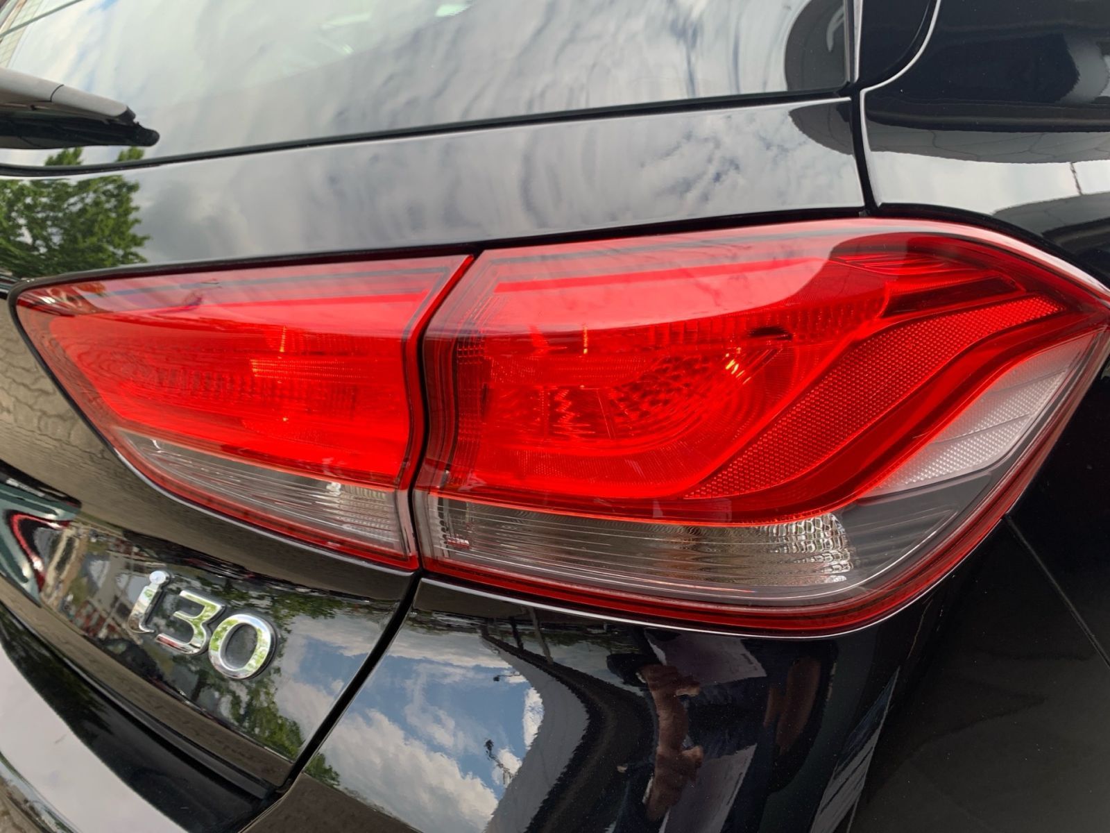 Fahrzeugabbildung Hyundai i30 1.0 T-GDI Edition 30 8x bereift