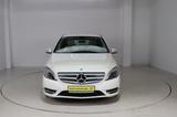 Mercedes-Benz B 180 BlueEFFICIENCY * Bi-Xenon * Navi * SHZ * - Mercedes-Benz B 180 mit Benzin-Antrieb: Scheckheftgepflegt