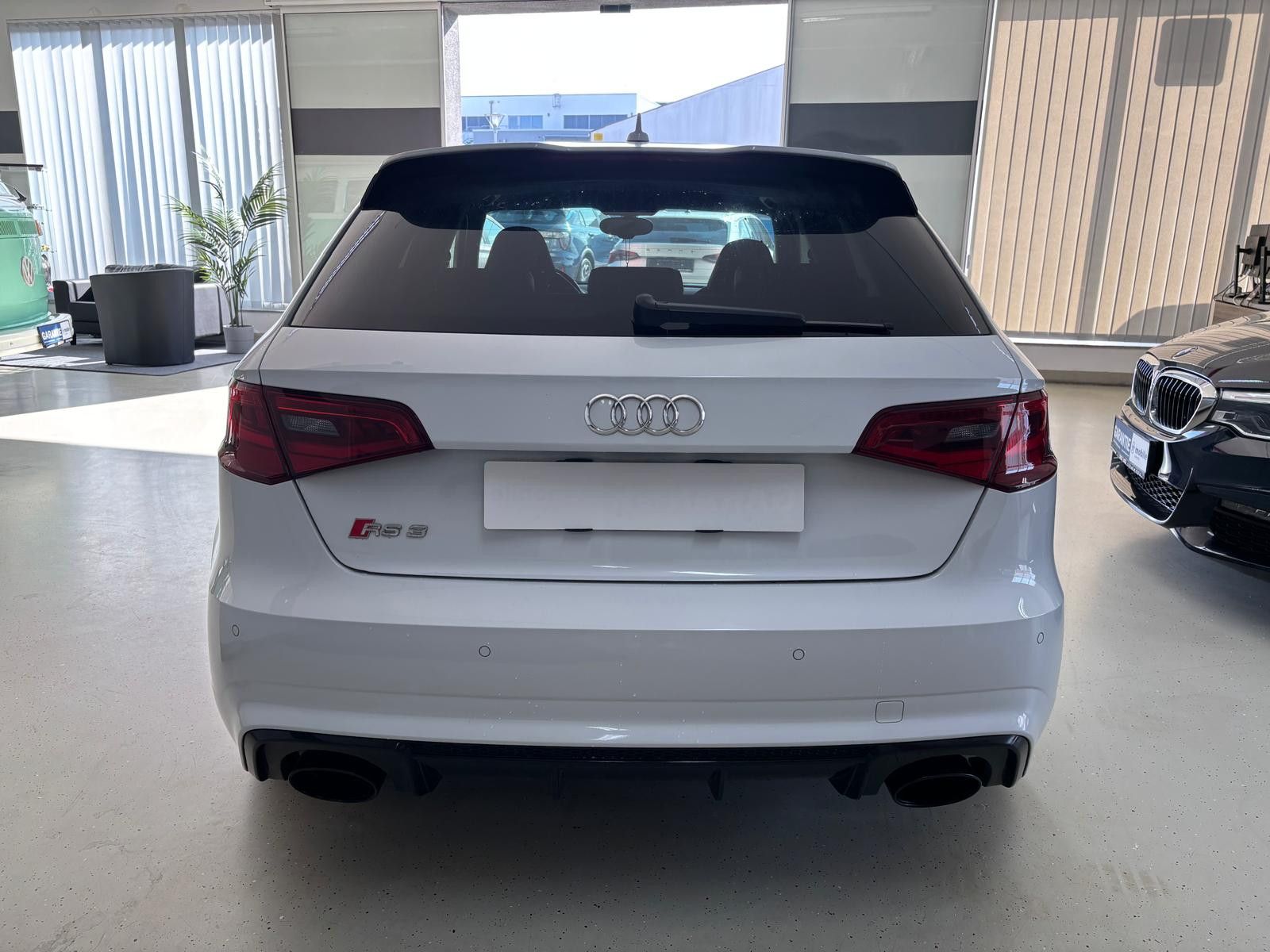 Fahrzeugabbildung Audi RS3 2.5TFSI quattro noOPF*B&O*Carbon*280kmh*LED