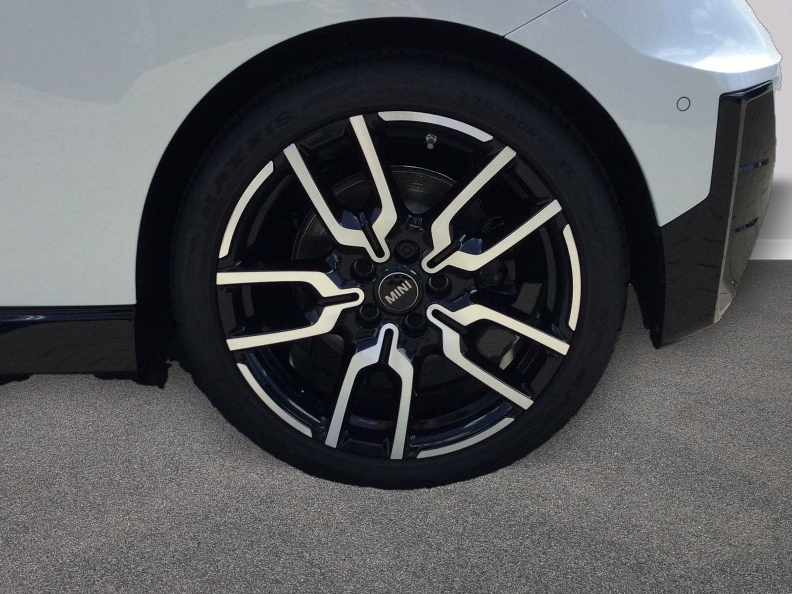 MINI Cooper SE - Bild 18