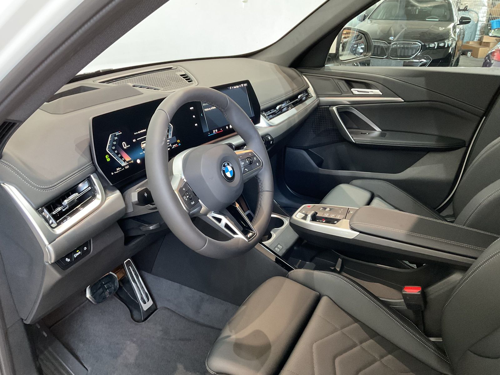 Fahrzeugabbildung BMW X1 sDrive20i *Head-Up *AHK *Komfortzugang