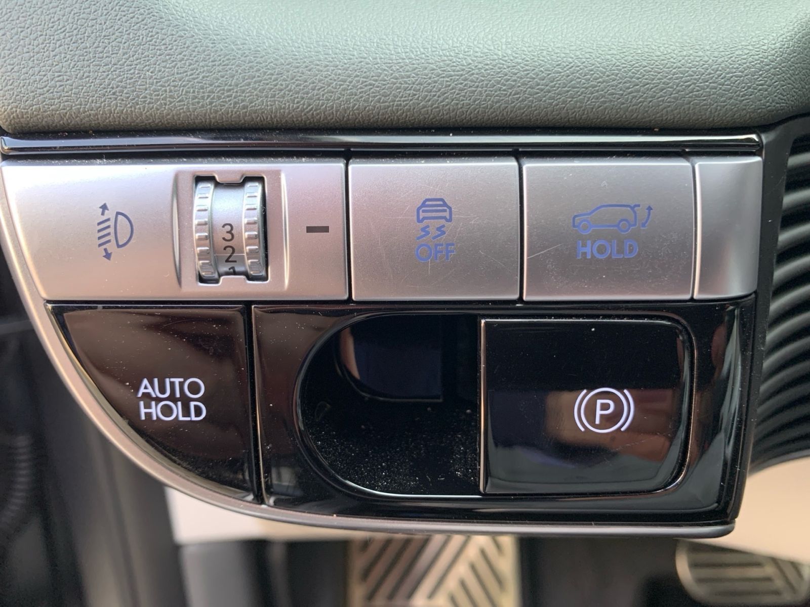 Fahrzeugabbildung Hyundai IONIQ 5 Uniq 72,6 kWh AHK Relax 20 Zoll