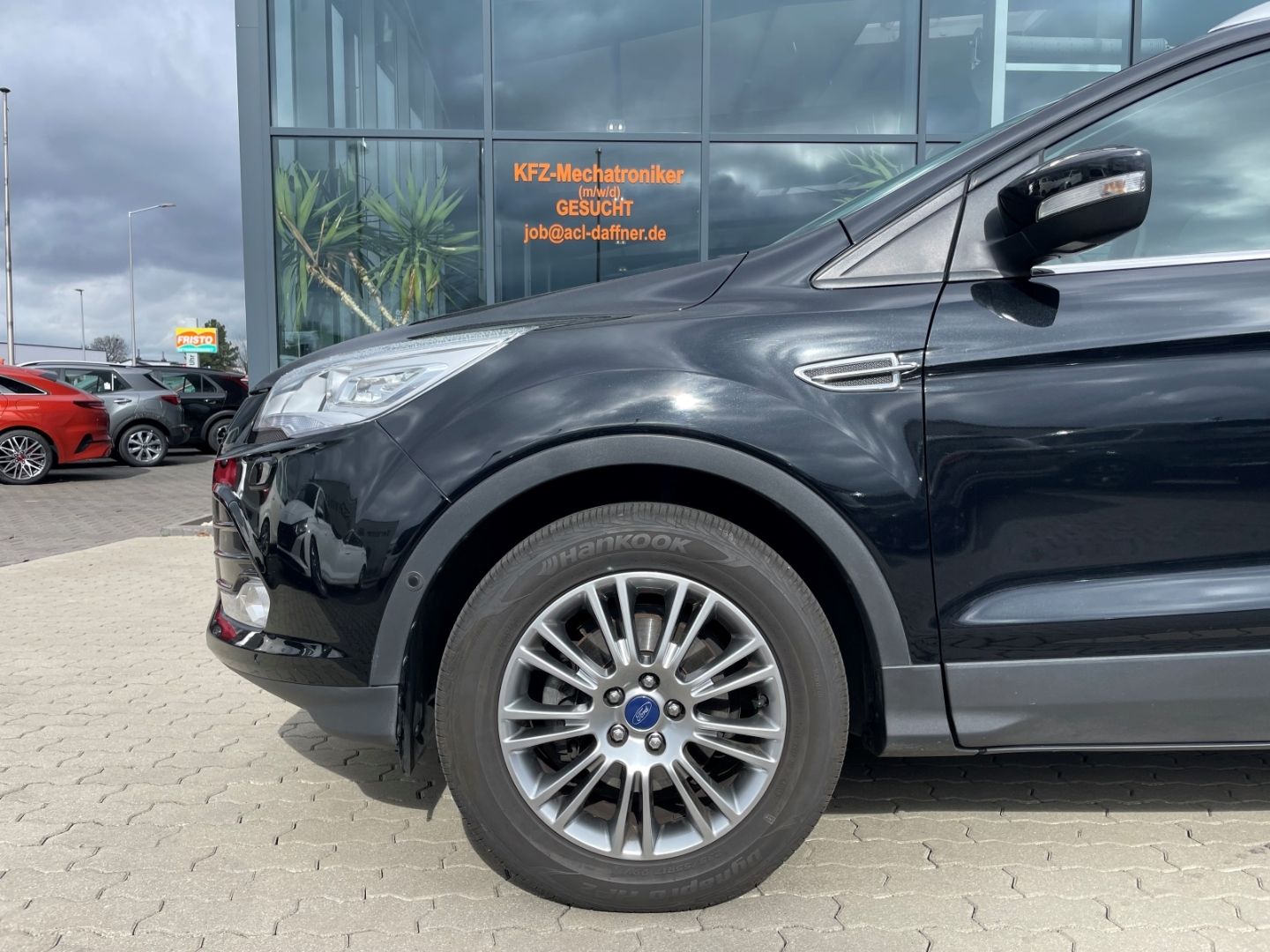 Fahrzeugabbildung Ford Kuga Titanium Klima PDC Navi SHZ heizbWSS Kamera