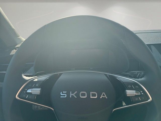 Fahrzeugabbildung SKODA Kamiq 1.5 TSI DSG Selection +SHZ+ABHZ FRONT+NAVI