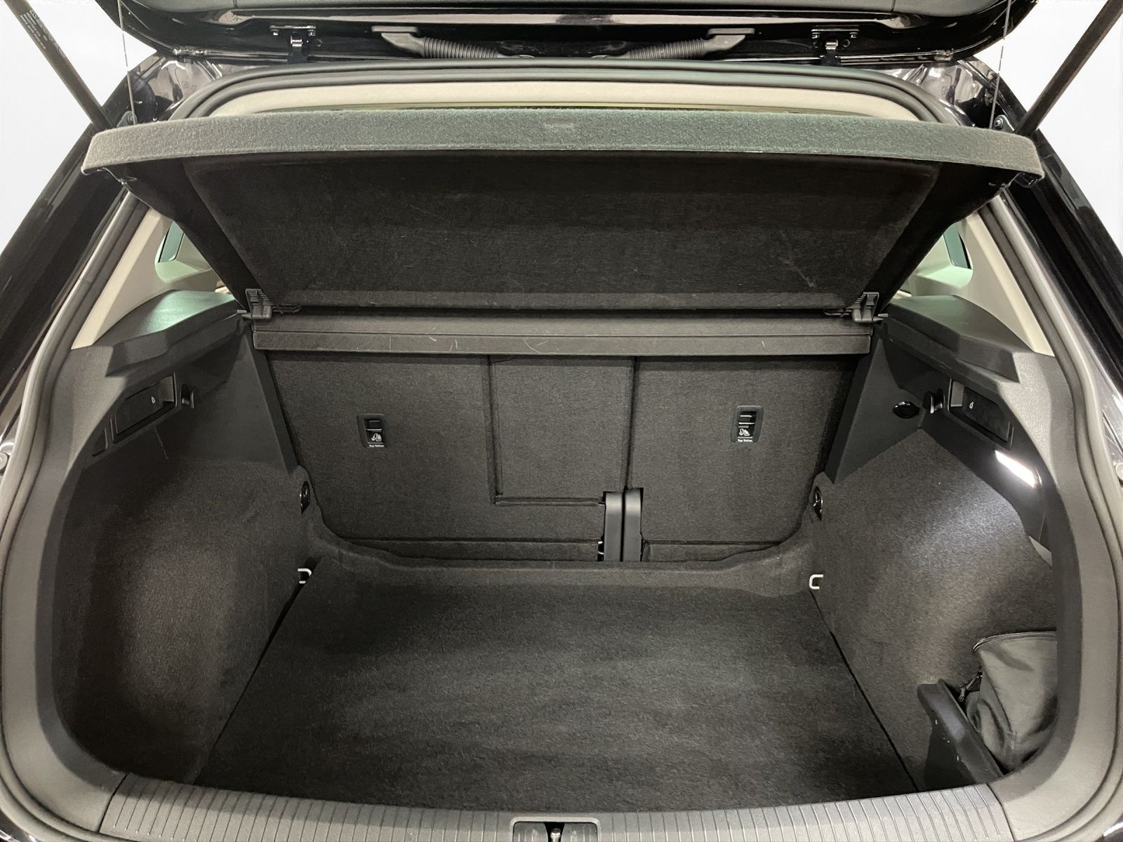 Volkswagen Tiguan - Bild 23