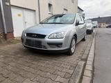 Ford Focus 1.8 Benzin | TÜV 01/2028 | Klim... - Ford Focus aus 2005: 2.0