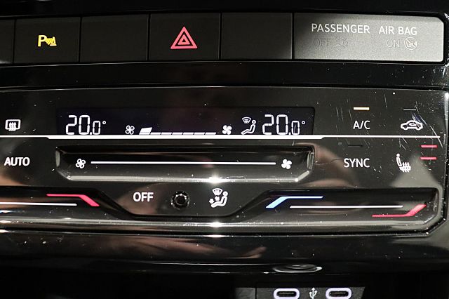 T-Cross Life 1.0 TSI DAB SHZ BT FREISP. GARANTIE