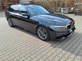 BMW 530d xDrive Touring A - - BMW 530: Kombi, 530d Xdrive