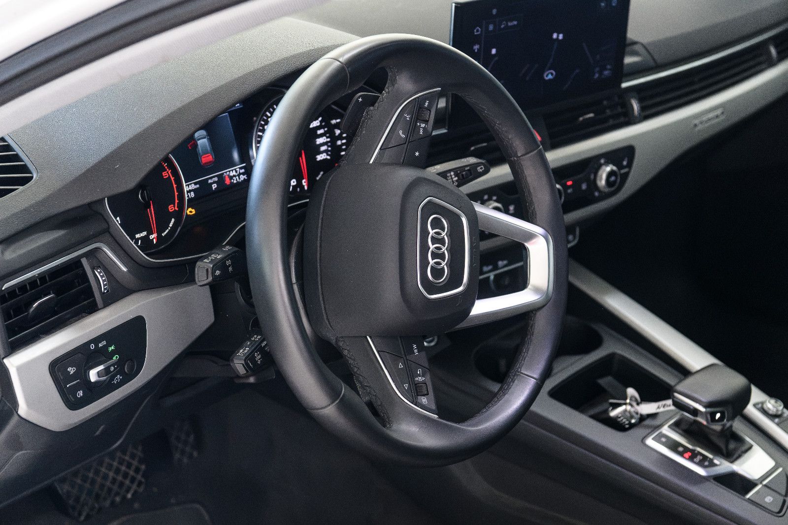 Fahrzeugabbildung Audi A4 Avant 40 TDI quattro advanced +AHK+Matrix LED