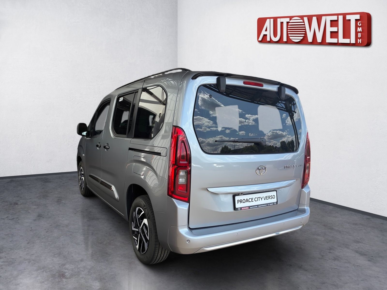 Fahrzeugabbildung Toyota Proace City Verso 1.2 L1 Teamplayer KlimaA,LED