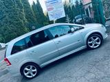 Opel Zafira B Sport1.8.140ps/7-Sitz/Kl-Autom/Tüv08-27 - Opel Zafira: Sport