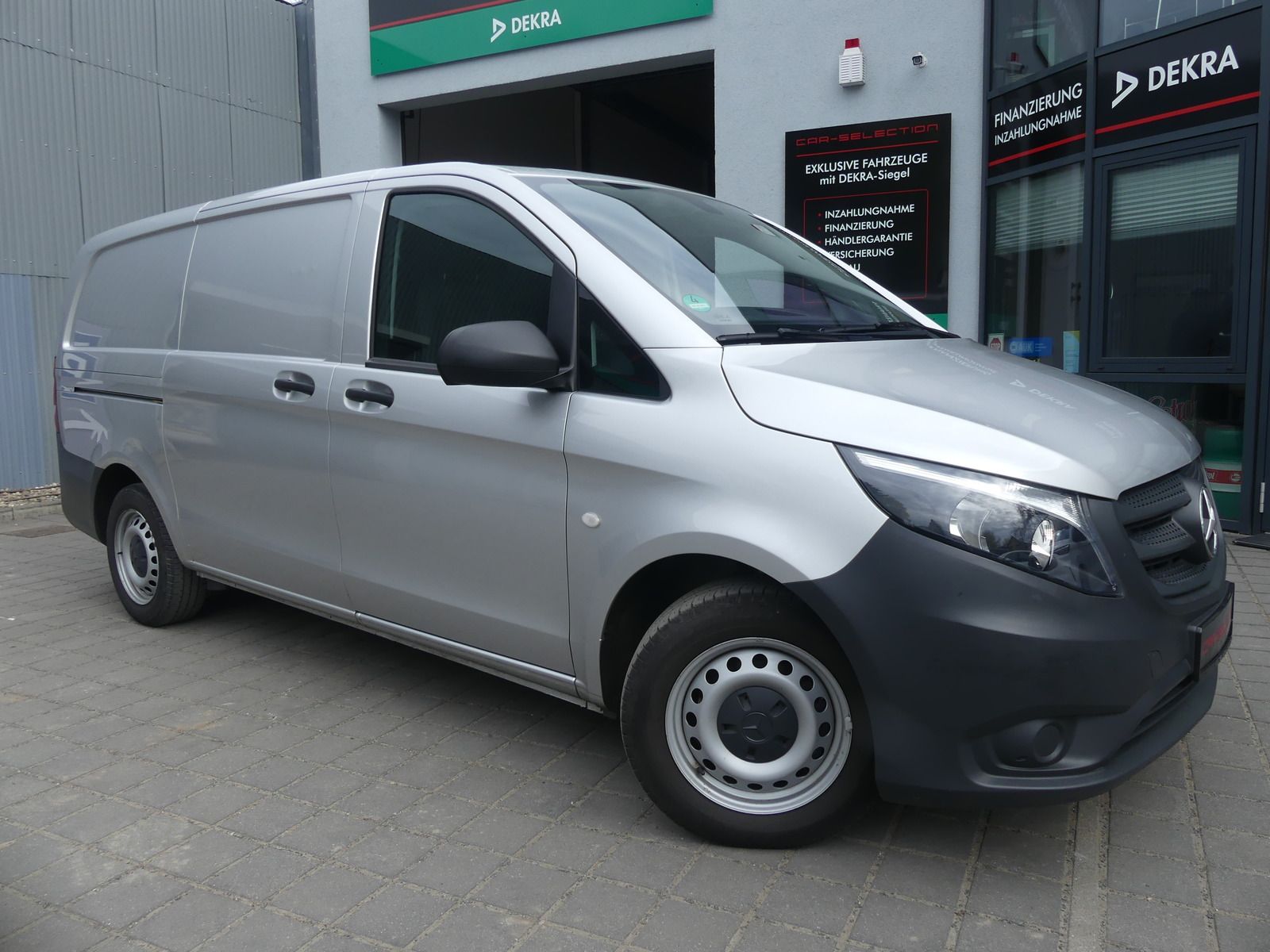 MERCEDES-BENZ Vito Kasten 110 CDI FWD lang WÜRTH/SCHRÄNKE/KAM