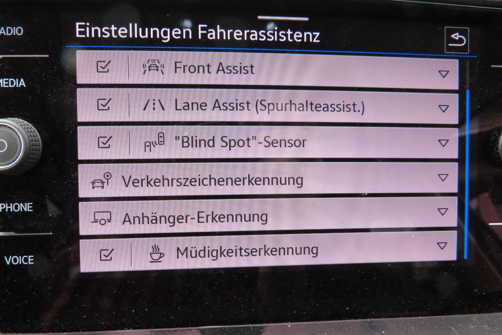 Fahrzeugabbildung Volkswagen T-Cross Highline DSG ACC NAVI AHK APP 1.HAND