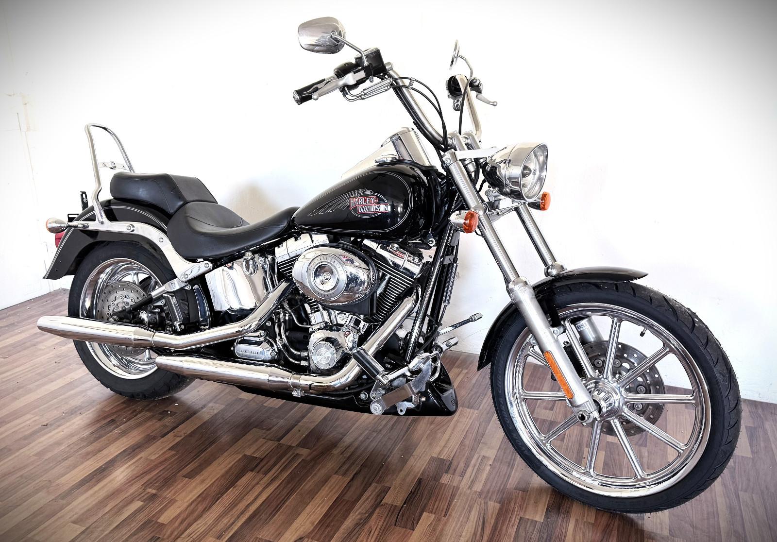 Harley-Davidson Softail Custom