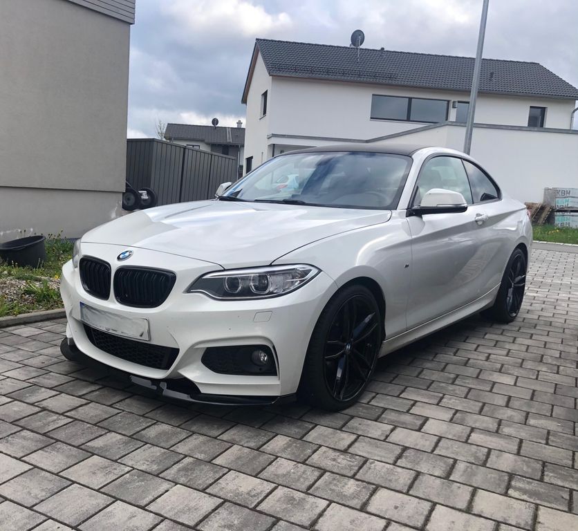 Image of BMW 220