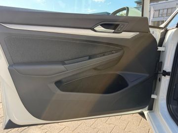Volkswagen Golf - 12