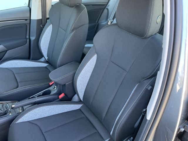 Fahrzeugabbildung SKODA Kamiq 1.0 TSI Selection Autom. Rückfahrkamera, A