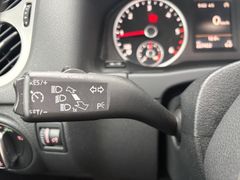 Fahrzeugabbildung Volkswagen Tiguan Lounge Sport & Style 1. Hand Kamera Navi