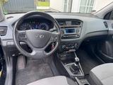 Hyundai i20 1.2 Classic 62kW Classic schwarz - Hyundai i20: Classic