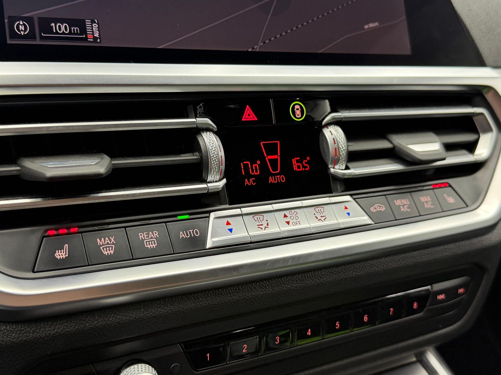 Fahrzeugabbildung BMW 320 d xDrive M-SPORT/LASER/DRIVING ASS+/PANO/HUD