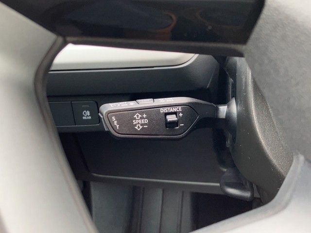 Fahrzeugabbildung Audi Q4 e-tron 35 e-tron LED ACC PDC WÄPU
