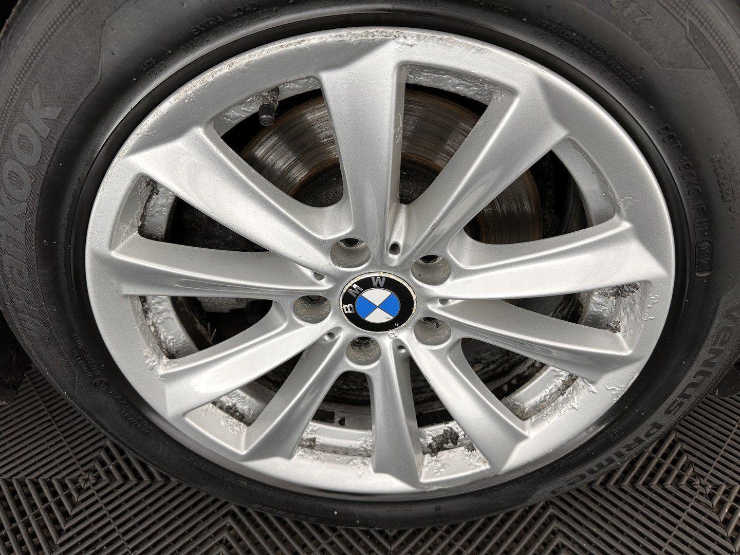 BMW 518 2014 — photo 33