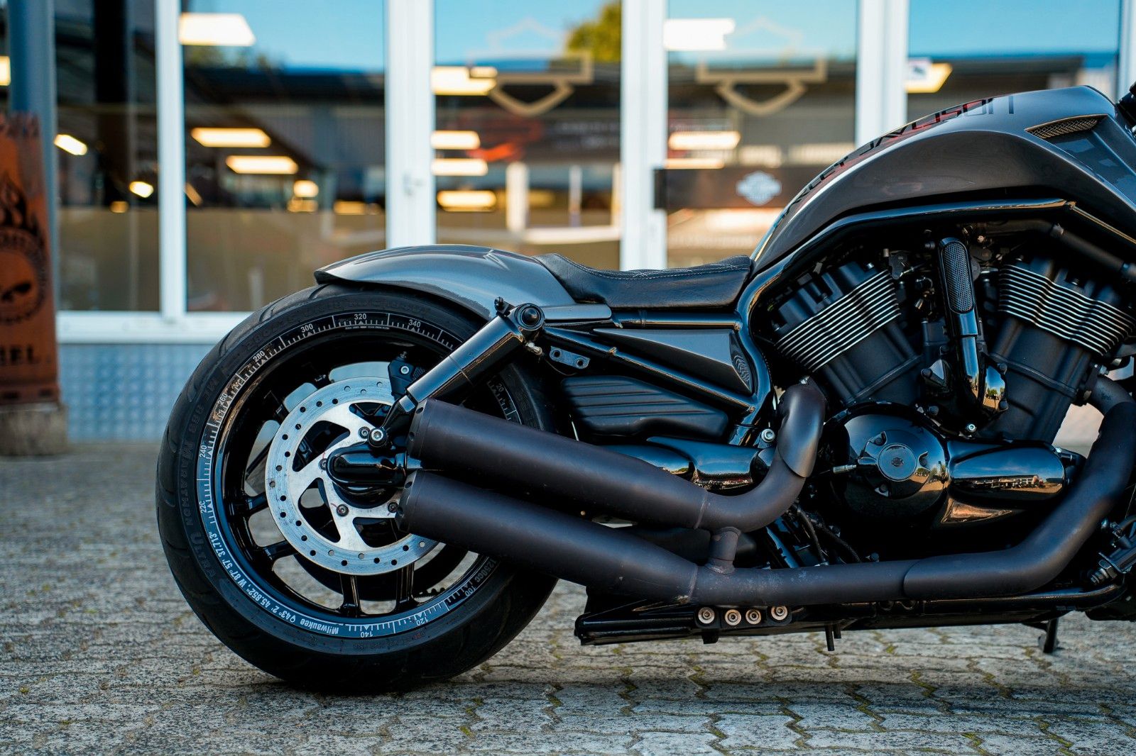 Fahrzeugabbildung Harley-Davidson VRSCDX Night Rod Special - BBC - 280er - Airride
