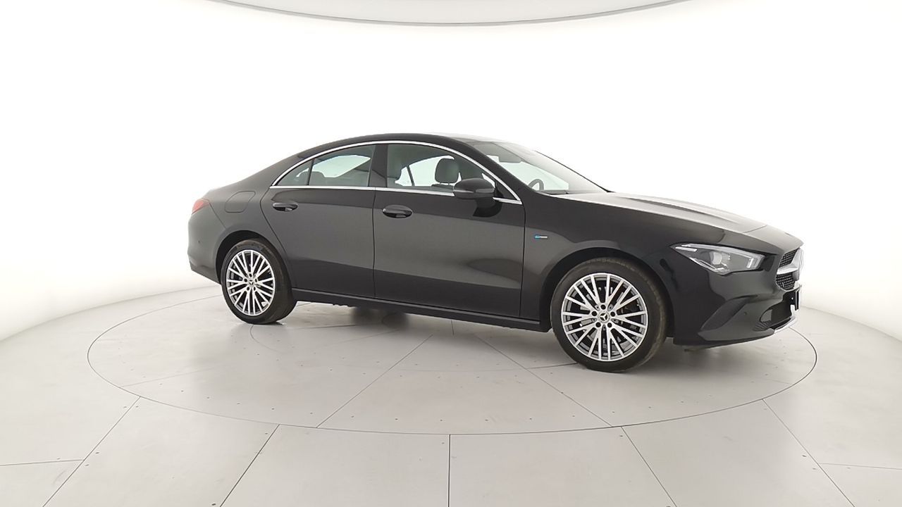 Mercedes-Benz CLA Coupe - C118 - CLA Coupe 250 e imagem 3