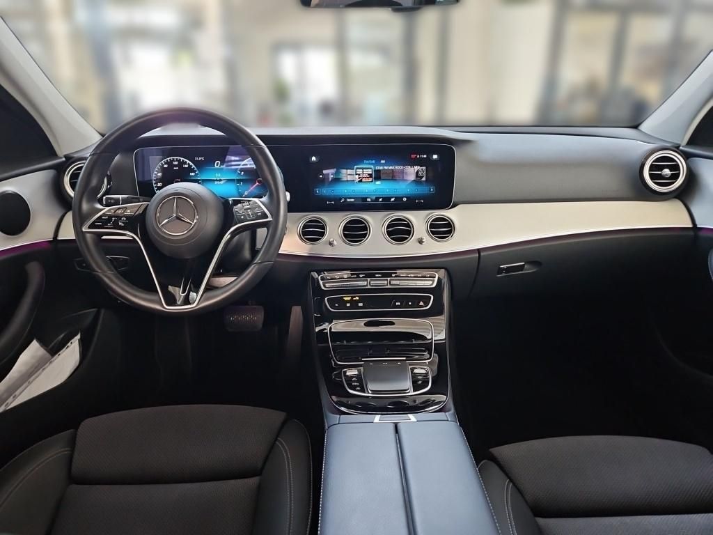 Fahrzeugabbildung Mercedes-Benz E 200 T Avantgarde ACC AHK MBUX-HighEnd Kamera