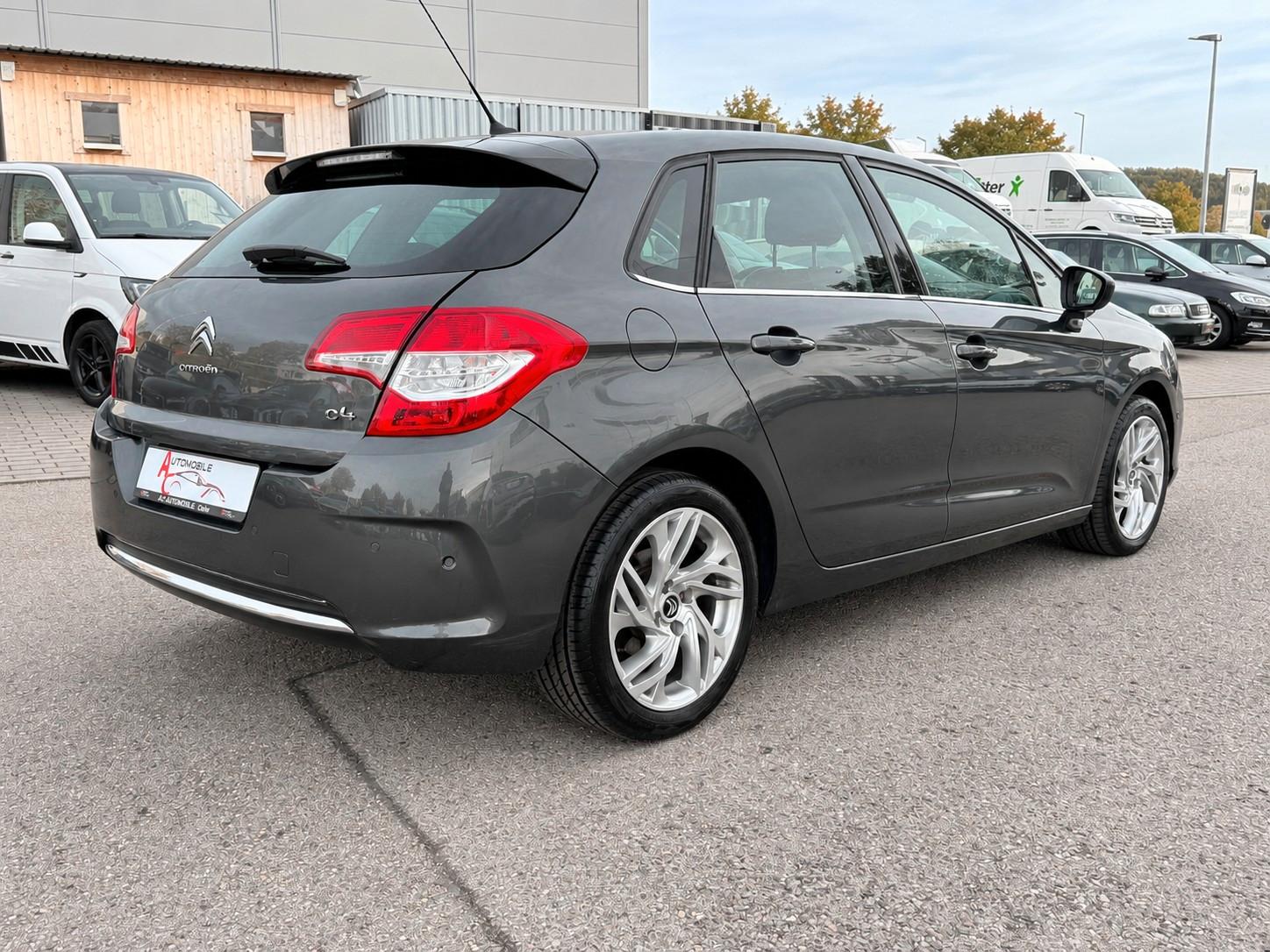 Citroën C4 Lim. Exclusive_KlimAut_TotWinkel_Sitzhz_Tempo