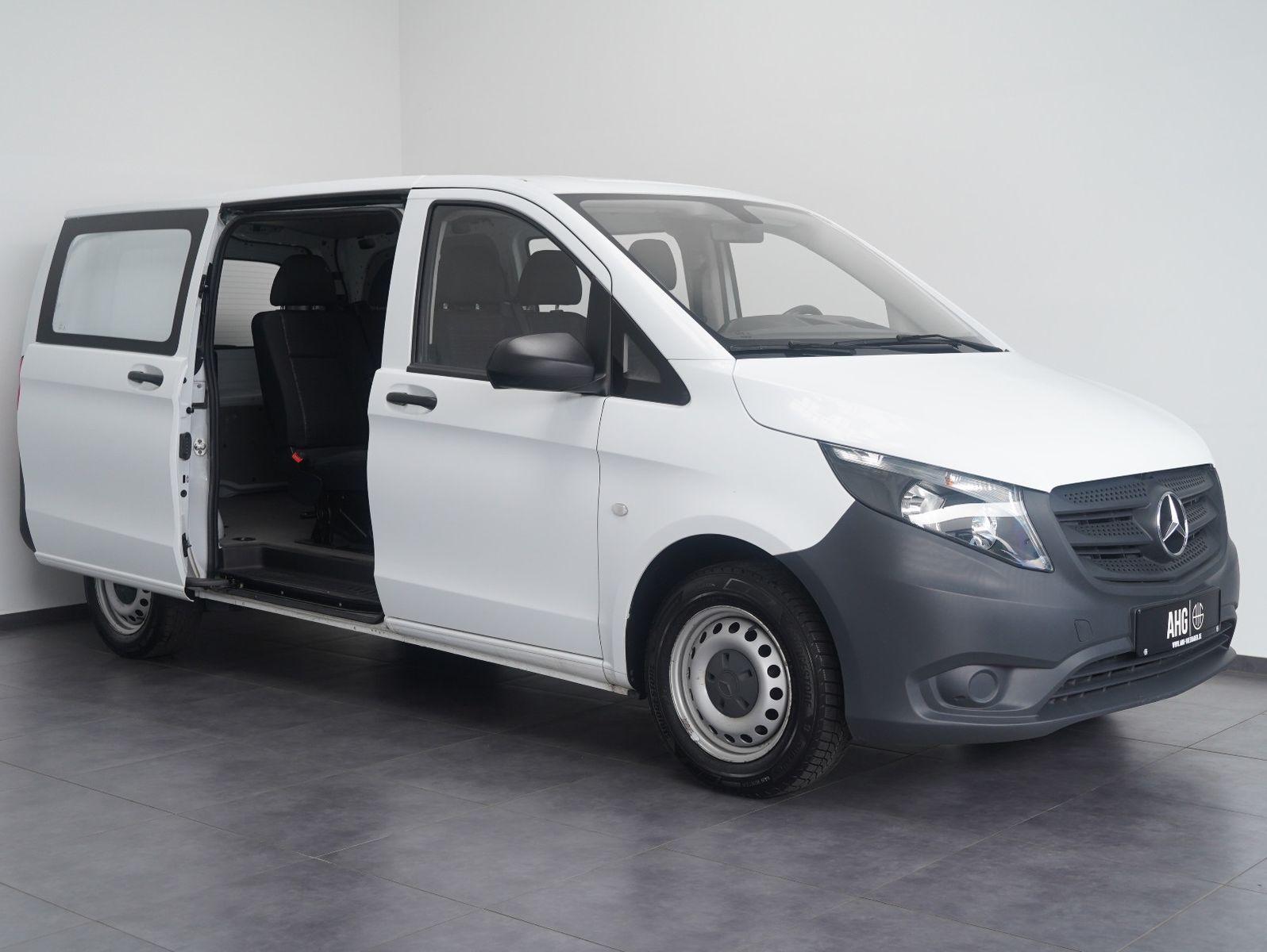 Fahrzeugabbildung Mercedes-Benz Vito Mixto 114 CDI RWD lang 6-SITZER/AHK