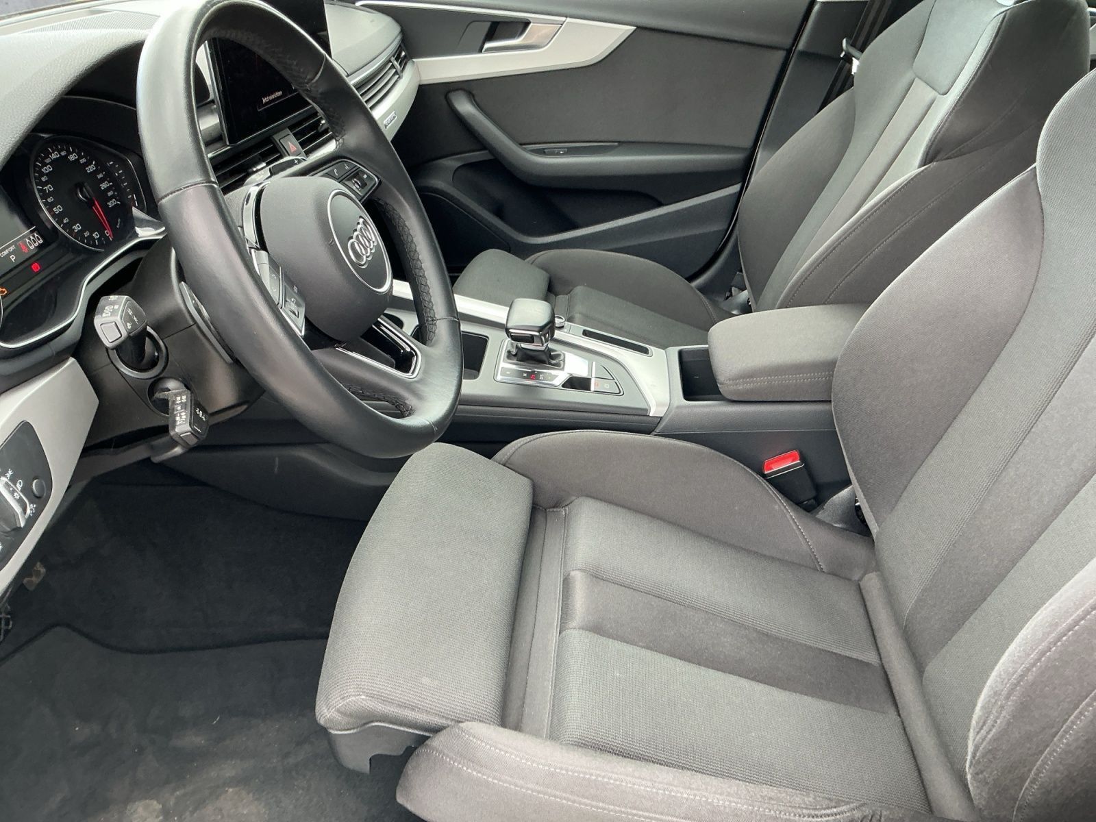 Audi A4 - Bild 12