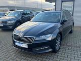 Skoda Superb Combi Ambition 2.0 TDI Schalter Keyless - gebrauchte Skoda Superb aus dem Jahr 2023